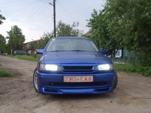 Az Opel Vectra hangolása és a fényszórók tuningolása a saját kezével