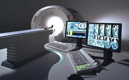 Oamenii de stiinta au sugerat utilizarea unui tomograf pentru tratamentul cancerului