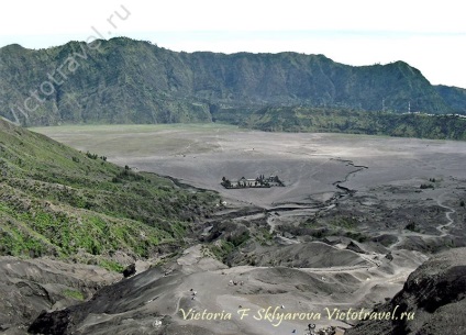 Vulcanul Bromo de pe insula Java, Indonezia, călătorii independente