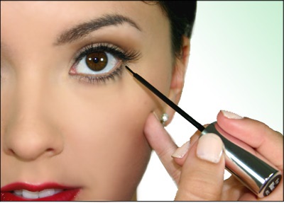 Doriți să știți cum să vă vopsiți ochii cu recenzii lichide pentru cosmetice
