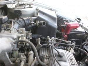 Înlocuirea radiatorului încălzitorului la toyota carina la-211 7a-fe