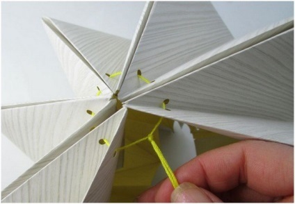 Lanterne din hârtie în tehnica origami