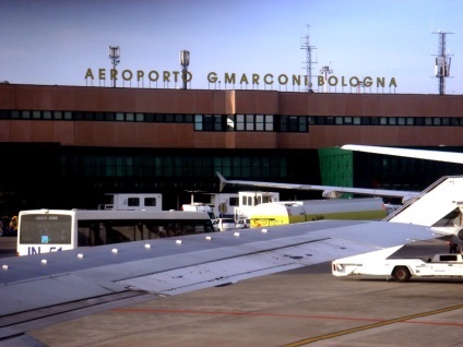 Aeroportul din Bologna