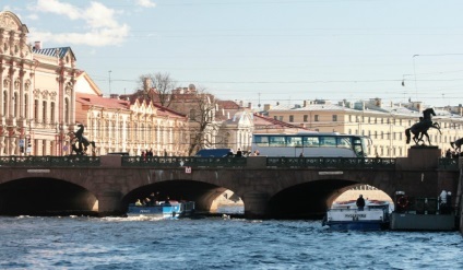 Anichkov híd