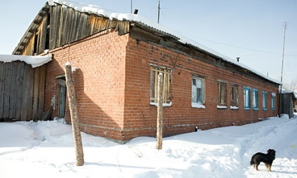 Apartamentul abandonat distruge întreaga casă