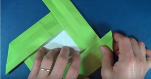 Boomerang origami distracție simplă din hârtie în 5 minute