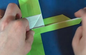 Boomerang origami distracție simplă din hârtie în 5 minute