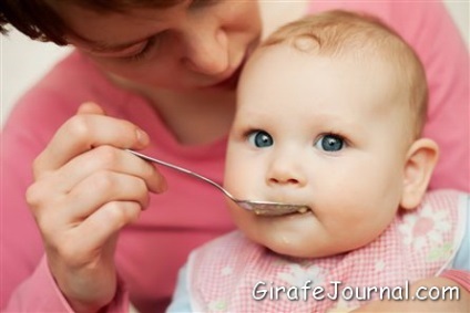 Hogyan tápláljunk egy 7 hónapos baba receptet a főételekhez, levesekhez, desszertekhez, húslevesből csirkehúsból vagy