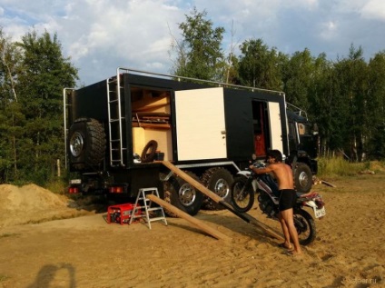 Casă pe roți bazată pe kamaz