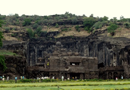 Templul antic al lui Ellora din India este locul a trei religii