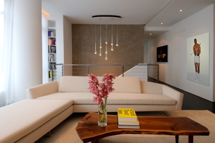 Apartament pe două nivele - minimalism de familie uimitor, lucru interior