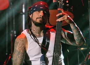 Fieldy - a korn korn basszusgitárosának életrajza és története