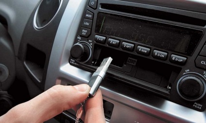 Formați unitatea flash pentru stereo auto - ce trebuie să faceți când radioul dvs. nu citește de pe unitatea flash USB