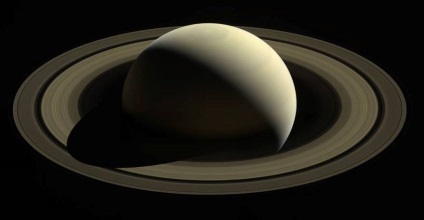 Fotografii de Saturn