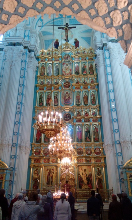 Foto, templul primului trio din Borisovo
