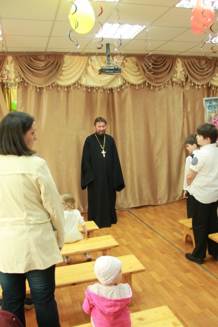 Foto, templul primului trio din Borisovo