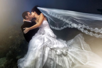 Adâncimea sentimentelor 20 de fotografii de nuntă sub apă