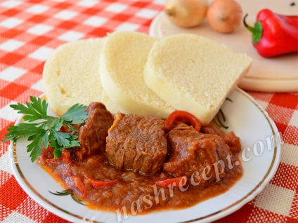 Gulaș de carne de vită