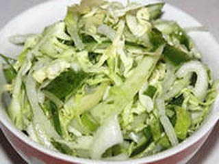 Hogyan készítsünk egy saláta káposzta receptet fotóval - receptekkel egy fotóval