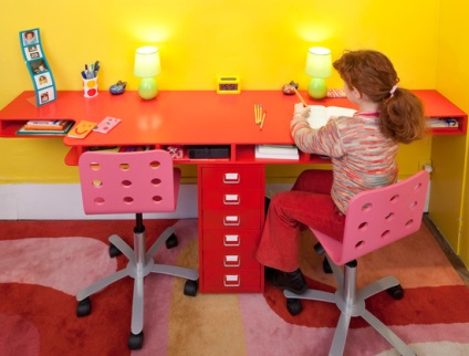 Cum de a alege un birou pentru doi copii - opțiuni de fotografie