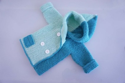 Bluza cu capota pentru un băiat nou-născut cu ace de tricotat - descriere, fotografie schematică
