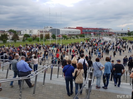 Concert depeche mode în Minsk a fost anulat în ultimul moment, solistul a fost spitalizat