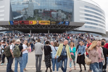Concert depeche mode în Minsk a fost anulat în ultimul moment, solistul a fost spitalizat