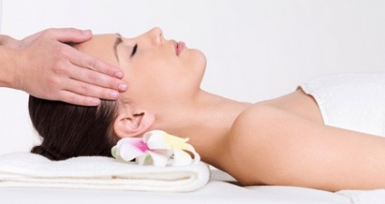Facial masaj împotriva ridurilor tehnici eficiente și exerciții pentru exerciții la domiciliu