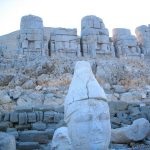 Nemrut dag - mormânt de antiochus pe muntele Nemrut, Turcia