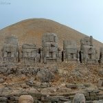 Nemrut dag - mormânt de antiochus pe muntele Nemrut, Turcia