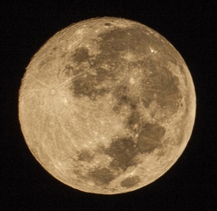 Luna promisă din obiectivul modelului MTO-1000a 1100