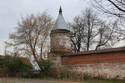 Excursie Oktyabrskaya la deserturile Nikolo-Berlyukovskaya, clubul călătorilor Lukas Tour