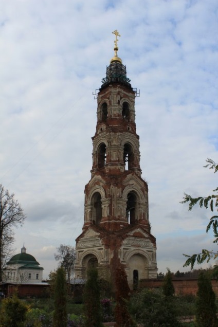 Excursie Oktyabrskaya la deserturile Nikolo-Berlyukovskaya, clubul călătorilor Lukas Tour