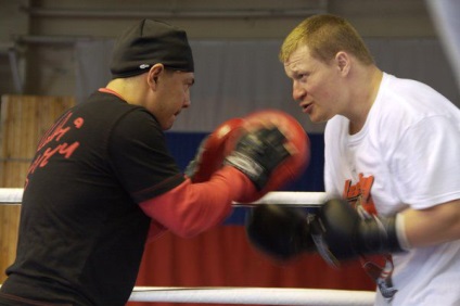 Povetkin la învins pe Rahman înainte de termen