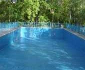 Aplicarea elastomerilor de poliuree pulverizați în dispozitivul de parcuri de apă, piscine, artificiale