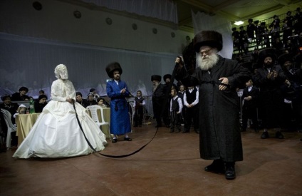 O nuntă ultra-ortodoxă evreiască