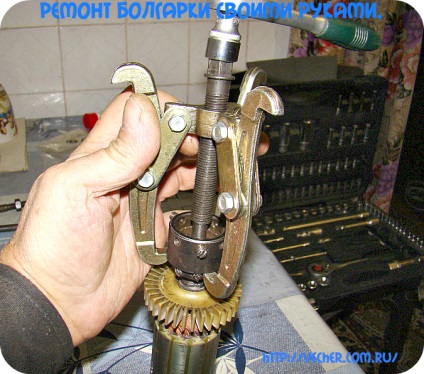 Reparația firmei bulgare, a bunicului Ashot