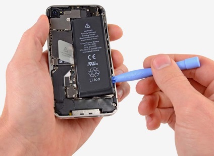 Repararea conectorului de andocare iphone 4s