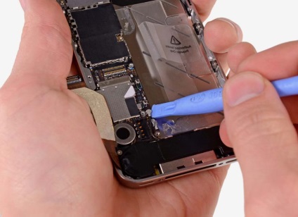 Repararea conectorului de andocare iphone 4s