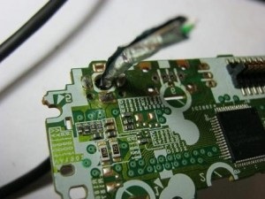 Reparați conectorul USB pentru stereo auto