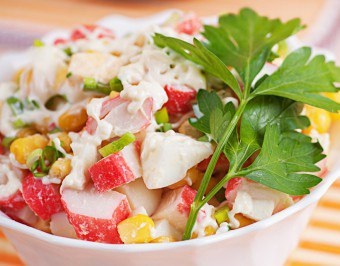 Salata de carne de porc sau de carne de vita - o reteta pentru o farfurie nutritiva