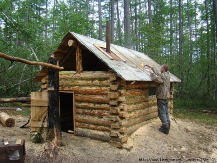 O cabană pentru pescuit cu mâinile lor, o casă pentru pescuitul de iarnă cu propriile mâini