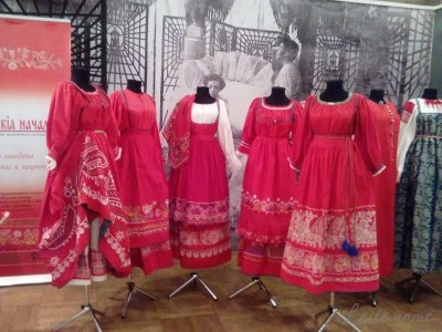 Brand-urile rusești moderne de îmbrăcăminte varvara și objet! Tradițiile în masă - Lubavina Gorenko (foarte