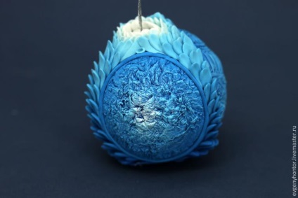 Hozzon létre egy újév labdát a bársony műanyagból egy példát az anyaggal való munka - vásár a mesterek -