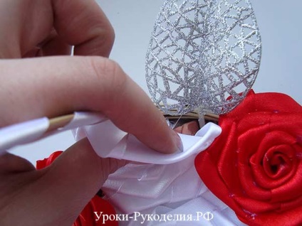 Coș de nunți cu trandafiri - lecții de mână