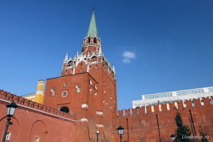 Turnul Trinity din istoria și fotografia Kremlinului Moscovei