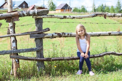 Természetesen tanulmányozzuk, mit mondjunk és mutassunk a faluban és a házban