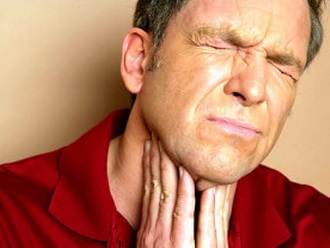 În interiorul nasului, protuberanțe semicirculare în interiorul cavității nazale - nu există nas curbat