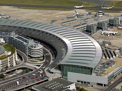 Aeroportul Dusseldorf - al treilea în Germania în dimensiune