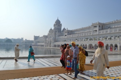 Amritsar arany templom - szikhok szentélye, blogélet egy álommal!